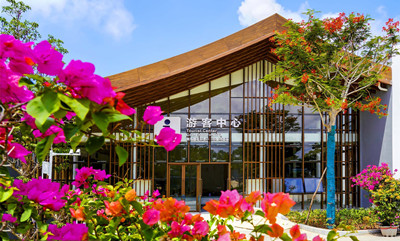 三亚天涯海角游览区游客中心：广大游客提供更温馨服务
