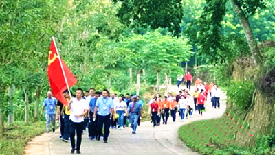 海垦徒步：亲近自然，深入探寻农垦之美